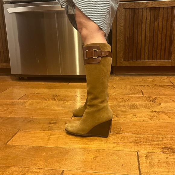 EUC! Aerosols Camel colored suede knee high wedge boots! - Picture 4 of 15